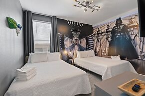 Gorgeous 6-bedroom House With Private Pool