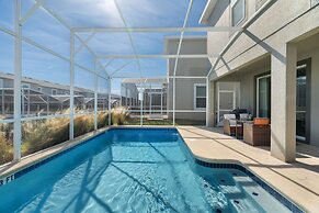 Gorgeous 6-bedroom House With Private Pool