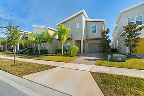 Gorgeous 6-bedroom House With Private Pool