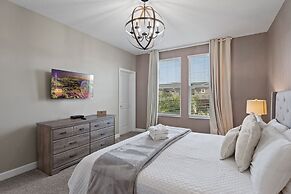 Gorgeous 6-bedroom House With Private Pool