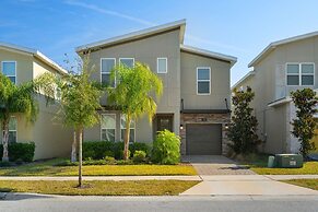 Gorgeous 6-bedroom House With Private Pool