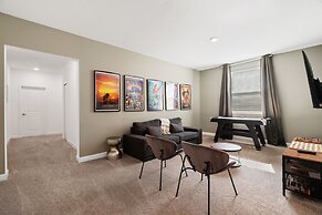 Gorgeous 6-bedroom House With Private Pool