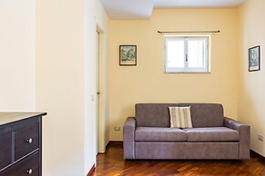 Bisignano 11 in Naples