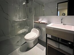 Hotel Continental By Hours