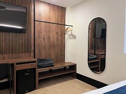 Hotel Continental By Hours