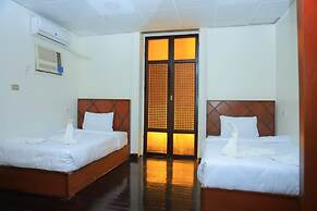 Downtown Kings Hotel