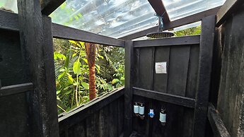 Melo Party Hostel La Barra