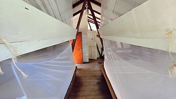 Melo Party Hostel La Barra