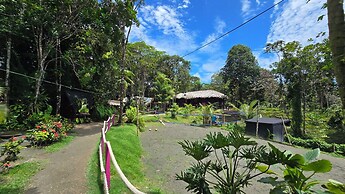 Melo Party Hostel La Barra