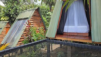 Melo Party Hostel La Barra