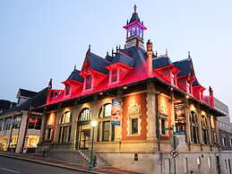 Holiday Inn Express & Suites Clarksville North by IHG