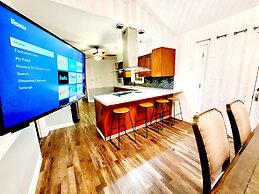 King beds Hot Tub Arcade Luxury Showers