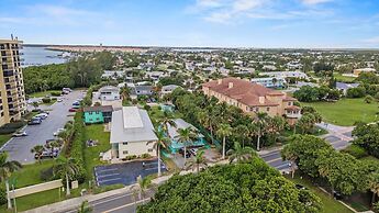 Ocean Drive Villas- Unit A