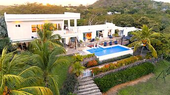 Lakeview Granada Hotel Boutique