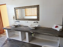 Lakeview Granada Hotel Boutique