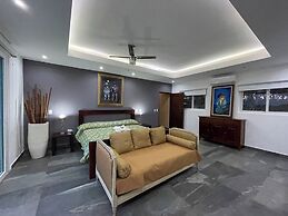 Lakeview Granada Hotel Boutique