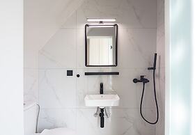 Artemis Apollonas Villa