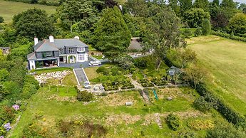 Fox Hill House in Haytor