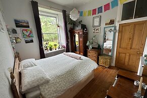 Quirky Apartment in the Heart of Leith With Garden