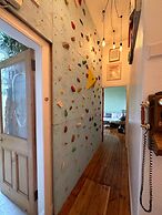 Quirky Apartment in the Heart of Leith With Garden