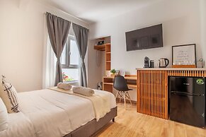 Bright & sweet unit in middle Polanco