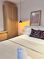 Bright & sweet unit in middle Polanco