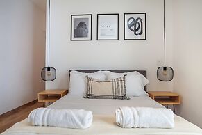 Bright & sweet unit in middle Polanco