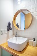 Bright & sweet unit in middle Polanco