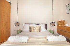 Bright & sweet unit in middle Polanco