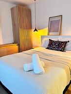 Bright & sweet unit in middle Polanco