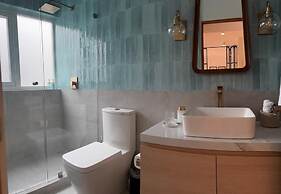 Bright & sweet unit in middle Polanco