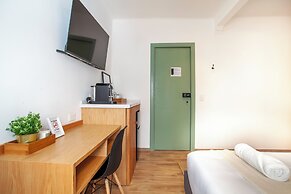 Bright & sweet unit in middle Polanco