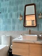 Bright & sweet unit in middle Polanco