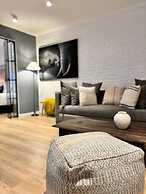 Bright & sweet unit in middle Polanco