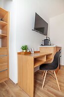 Bright & sweet unit in middle Polanco