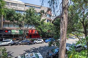 Bright & sweet unit in middle Polanco