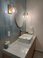 Bright & sweet unit in middle Polanco