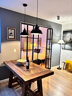 Bright & sweet unit in middle Polanco