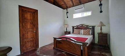 Villa Quebrada Estate