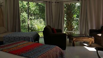 Villa Quebrada Estate