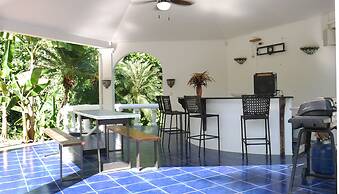 Villa Quebrada Estate