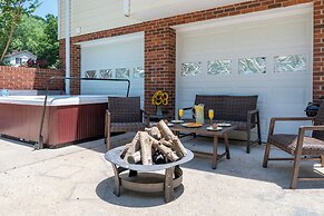KingBed Hot Tub BBQ Games Hypoallergenic
