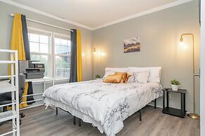 King Bed Pet Friendly BBQ Grill Peaceful