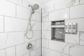 King Bed Pet Friendly BBQ Grill Peaceful