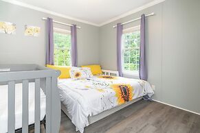 King Bed Pet Friendly BBQ Grill Peaceful