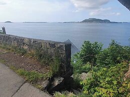 Cozy Ålesund Apartment With Private Entrance & Free Parking