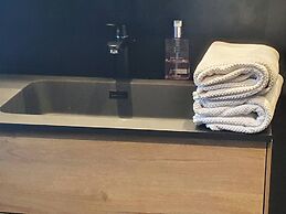 Cozy Ålesund Apartment With Private Entrance & Free Parking