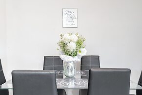 Winston Sleeps 16 - 2 Kitchens Hot Tub