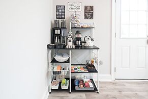 Winston Sleeps 16 - 2 Kitchens Hot Tub