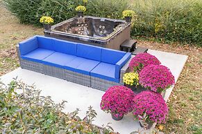 Winston Sleeps 16 - 2 Kitchens Hot Tub